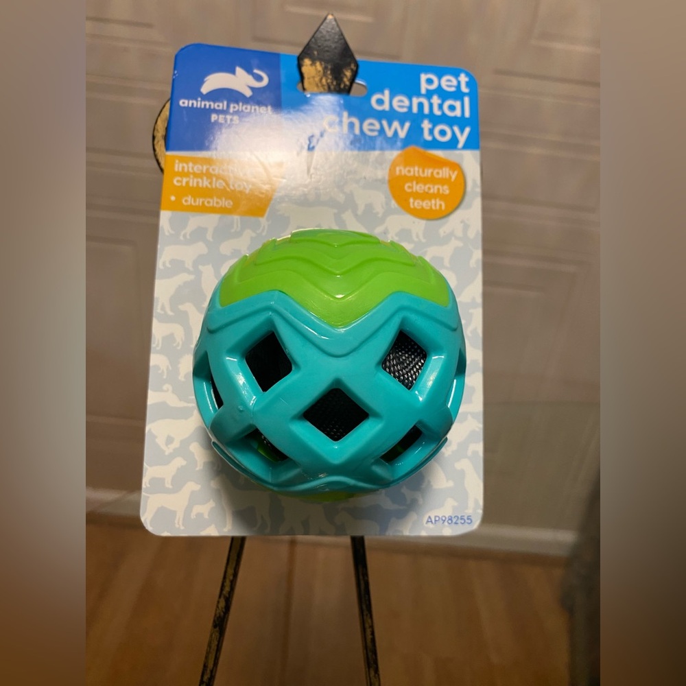 Brand New Animal Planet Pet Dental Chew Toy 3.5” Clinker